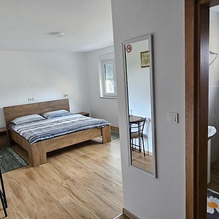 Bed and Breakfast Sobe Mrak Bjelovar Exterior foto